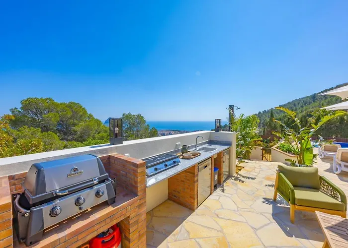 Anis By Plusholidays