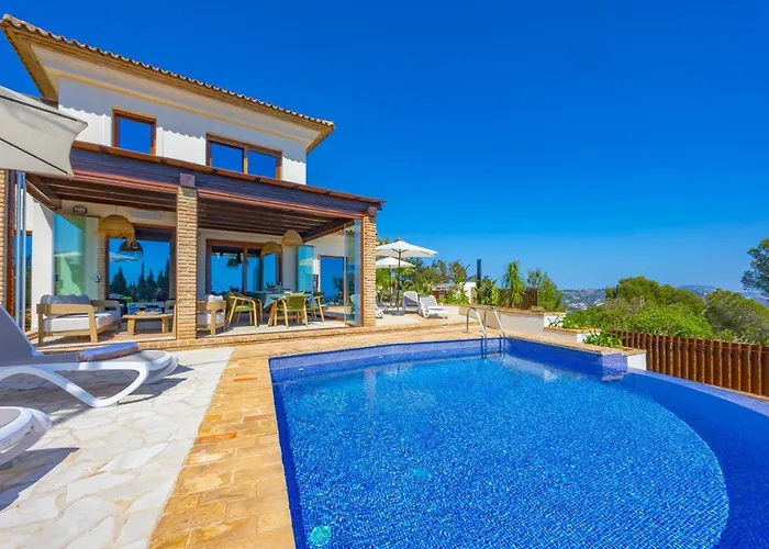 Anis By Plusholidays Villa *