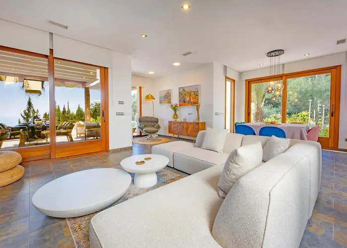 Villa Anis By Plusholidays