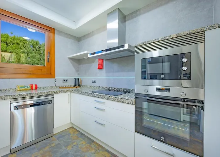 Anis By Plusholidays *